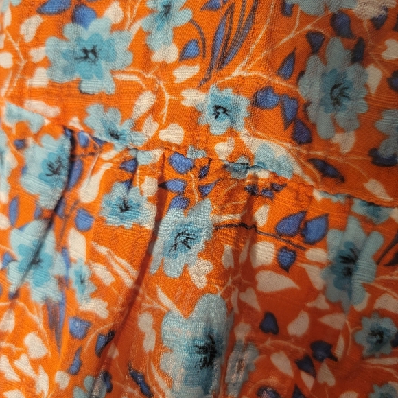 Burnt Orage Floral Top - Picture 5 of 6